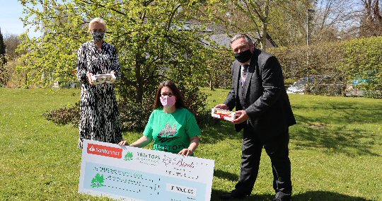 Birds Bakeries announce charity support for  Derbyshire hospice