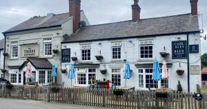 A Flock Sunday Lunch At The Three Cottages, Hasland Near Chesterfield