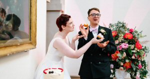 Couples 'ring' changes for traditional wedding cake and say 'I Do-ughnut'